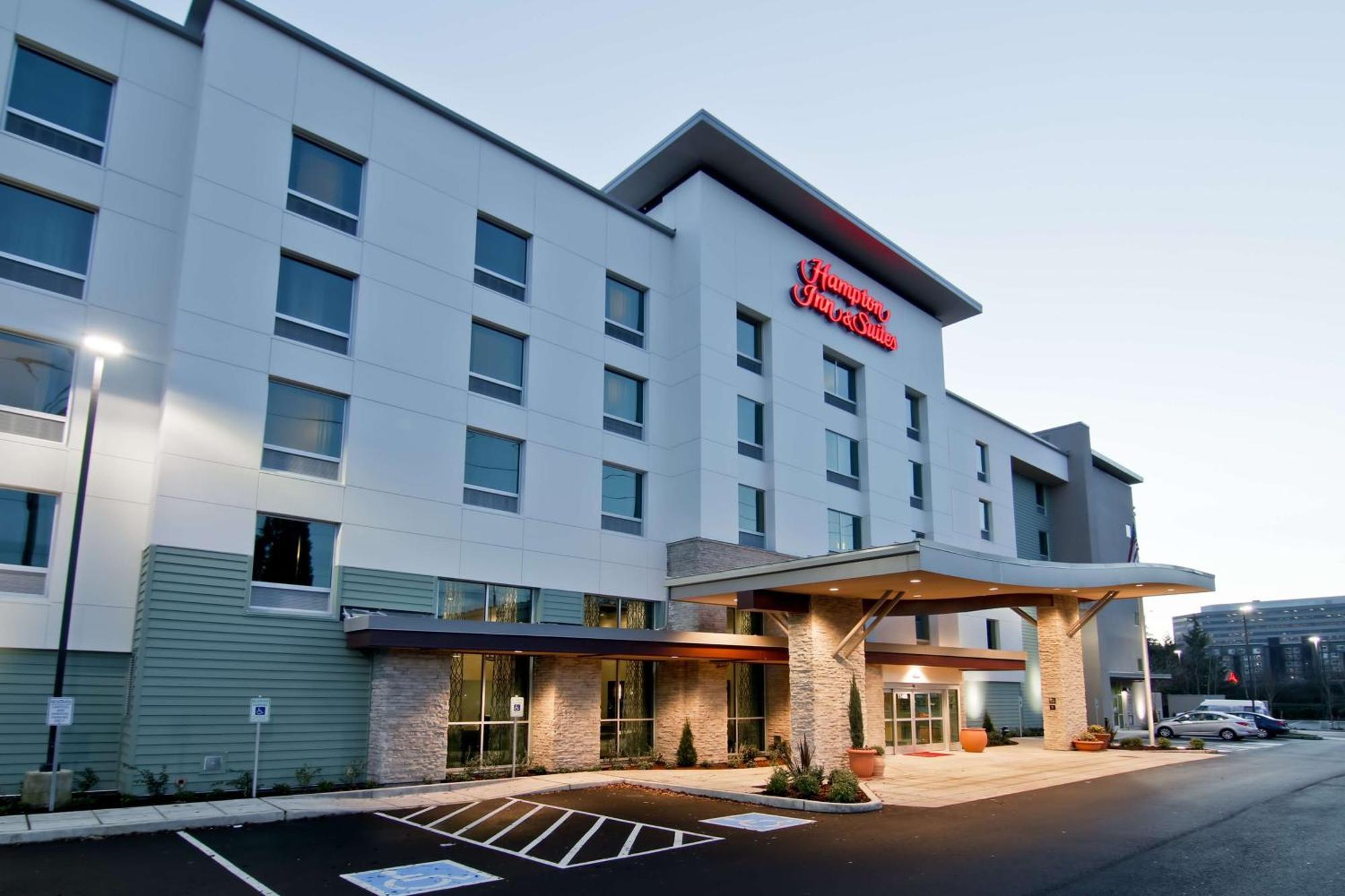 Hampton Inn & Suites Bellevue Downtown/Seattle Екстериор снимка
